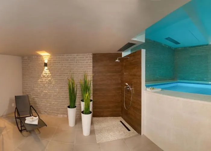 With 2 Pools, And Sauna Sunce