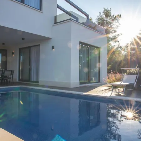 With 2 Pools, And Sauna Sunce Villa Trogir