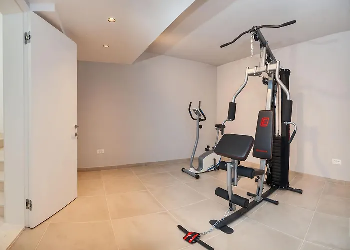 Villa With 2 Pools, And Sauna Sunce