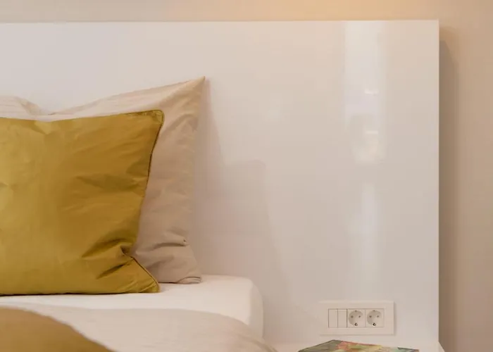 Villa With 2 Pools, And Sauna Sunce Traù